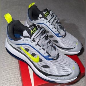 Nike Air Max Men's Gray and Neon Yellow Athletic Shoes